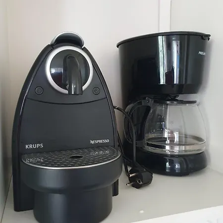 Appartement Medipole T2 Avec Un Garage Gratuit Sur Place, 16min A Centre Lyon En Metro A Villeurbanne