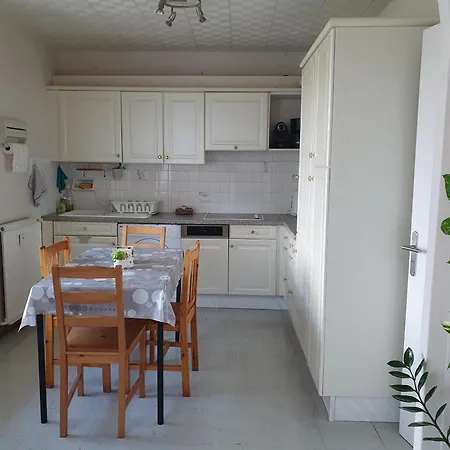Apartment Medipole T2 Avec Un Garage Gratuit Sur Place, 16min A Centre Lyon En Metro A