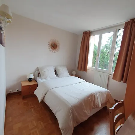 Apartment Medipole T2 Avec Un Garage Gratuit Sur Place, 16min A Centre Lyon En Metro A Villeurbanne